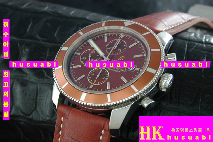 �����Ʋ�� ���ۿ���-�����Ʋ�� �ð�-BREITLING - �ð� SUPEROCEAN HERITAGE CHRONOGRAPH BROWN
