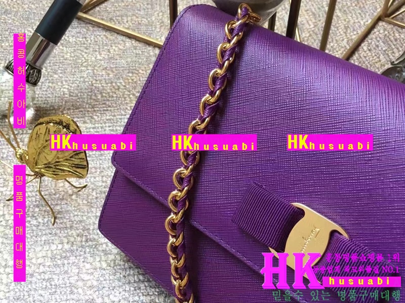  NEW  ��󰡸� �Ż�  ũ�ν��� PE170515-30