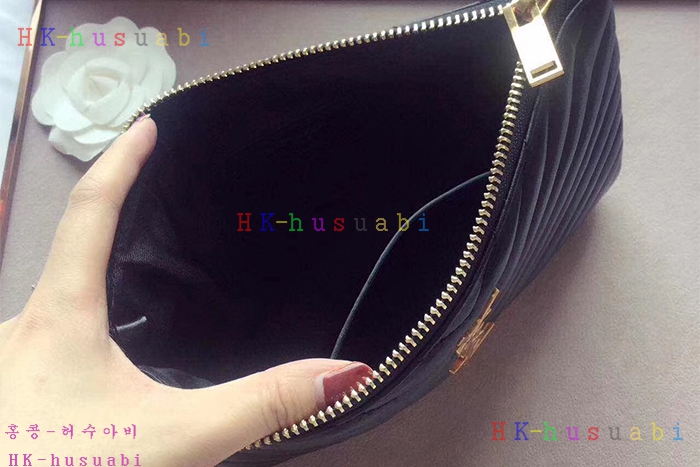 2017F/W �Ի��ζ� Ŭ��ġ�� 740231