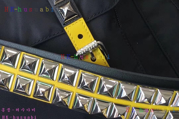 �ڹ̷��ޡ� ����� ���͵� ����� PR 1BD118-4