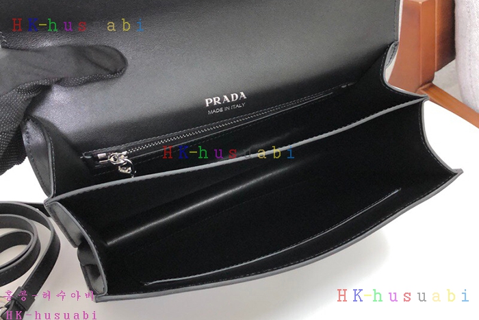 �ڹ̷��ޡ� ����� ���͵� �ΰ�  ����� PR 1BA179