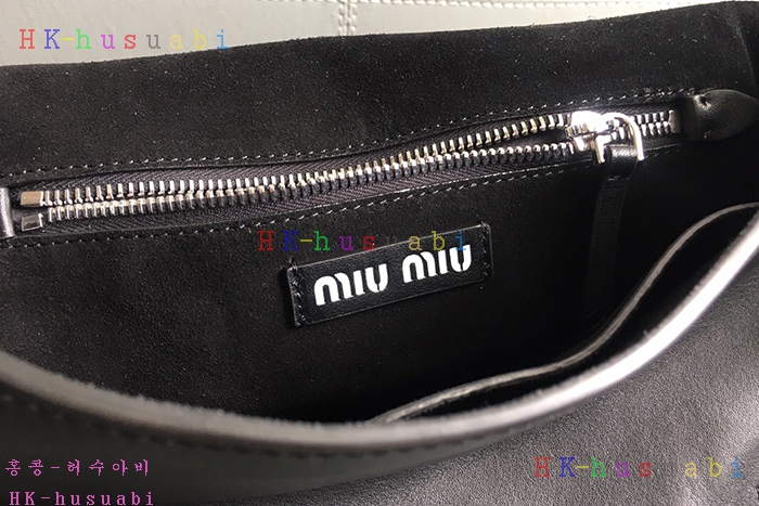 �ڹ̷��ޡ� �̿�̿� �ΰ� �÷� ����� MU 5BD073-2