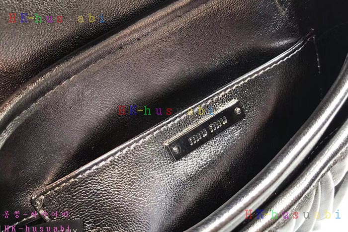 �ڹ̷��ޡ� �̿�̿� ���׶�� ����� M 5BH111-4