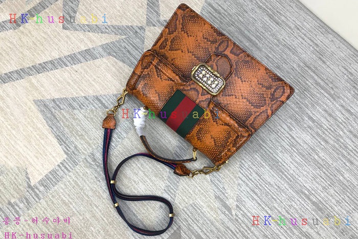 �ڹ̷��ޡ� ���� ���̽� ž �ڵ�� GU 513138