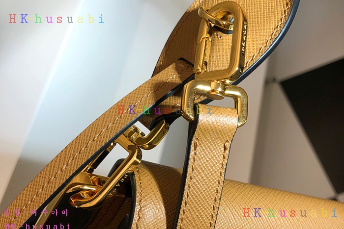 ڹ̷ޡ  ú   P 1BD165-6