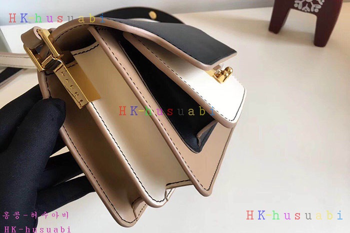 �ڹ̷��ޡ� ������ Ʈ��ũ  M 210076