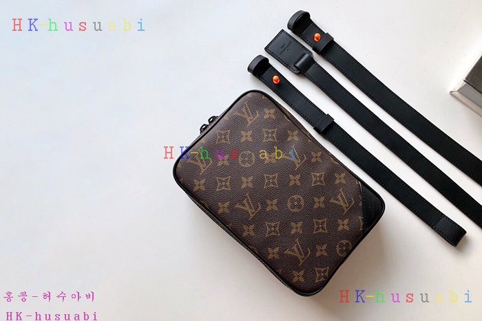 �ڹ̷��ޡ� ���̺��� ������ M44428