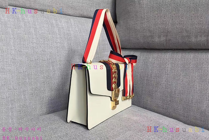 �ڹ̷��ޡ� ���� �Ǻ� ���� ����� GU421882