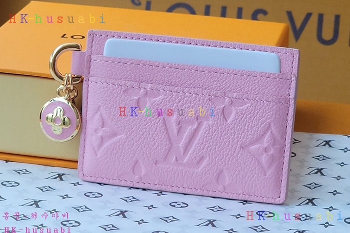 �ڹ̷��ޡڷ��̺��� LV ��  ī�� Ȧ�� M13647